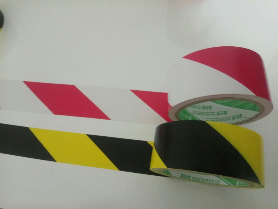 警示胶带